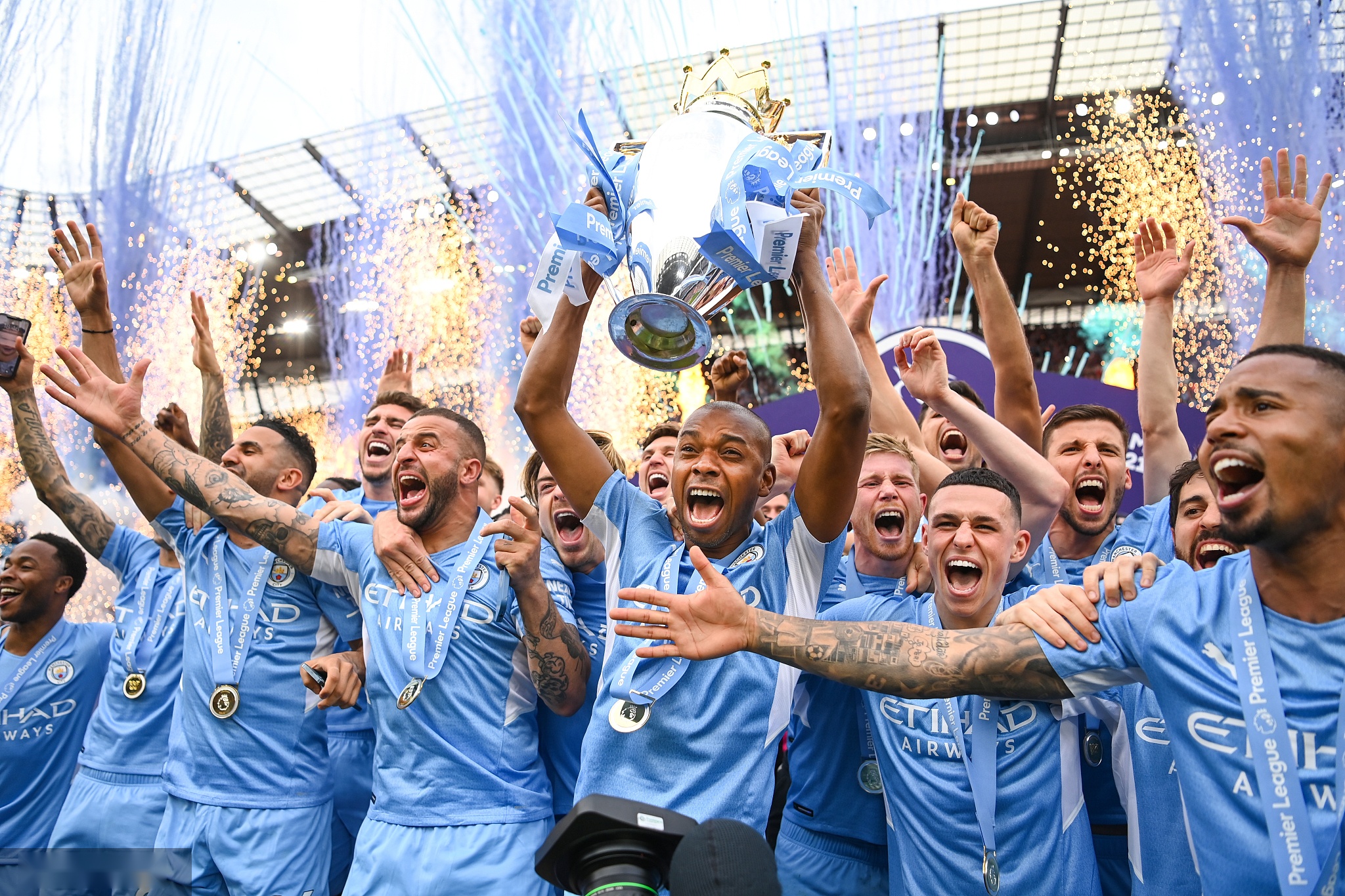 完成了生涯 完成了生涯