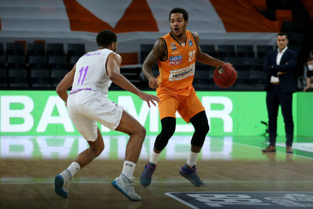 硬生生把落 硬生生把落